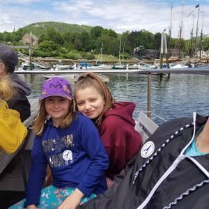 Meet your Posher, Cari